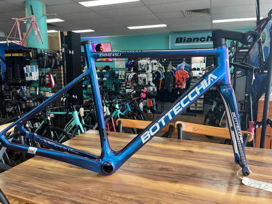 Emme4 SLI Frameset -  DEMO - Brisbane Bicycle Services